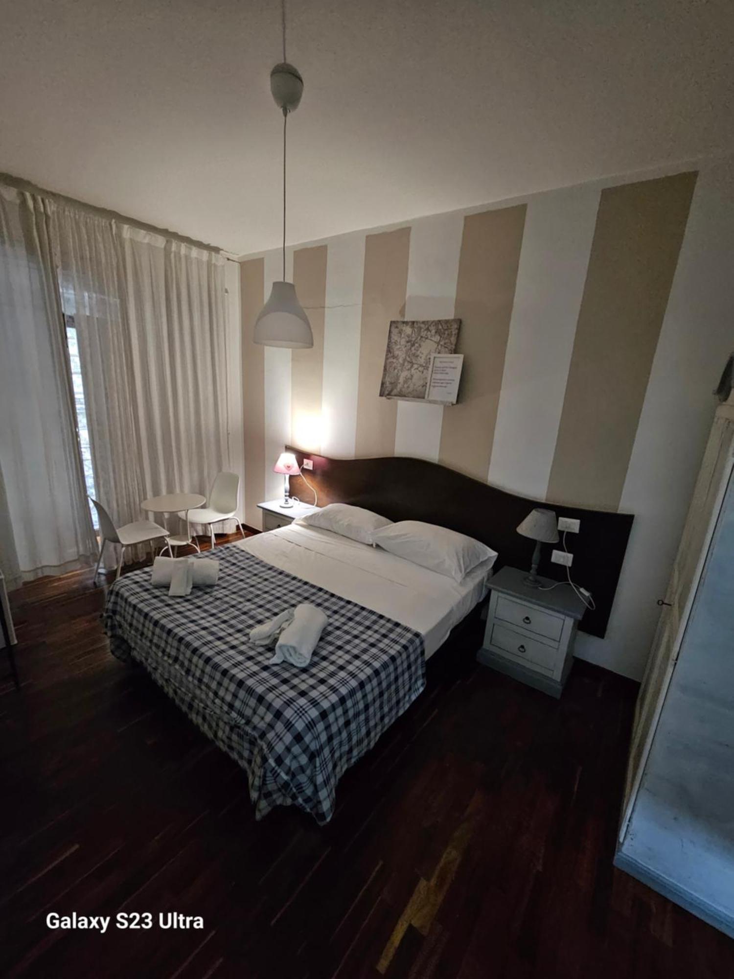 B&B Napoli Centrale Room&Jacuzzi Eksteriør billede