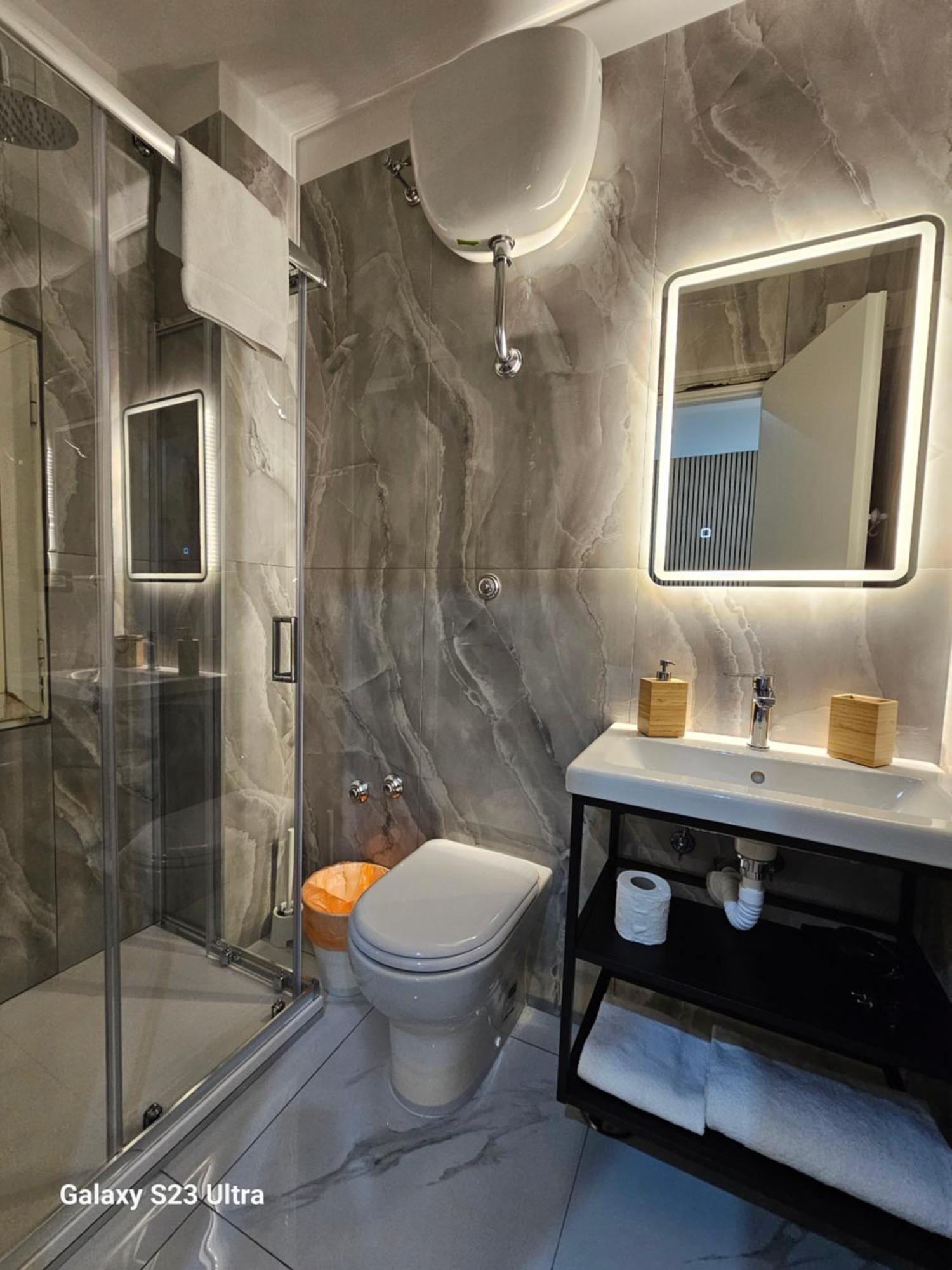 B&B Napoli Centrale Room&Jacuzzi Eksteriør billede