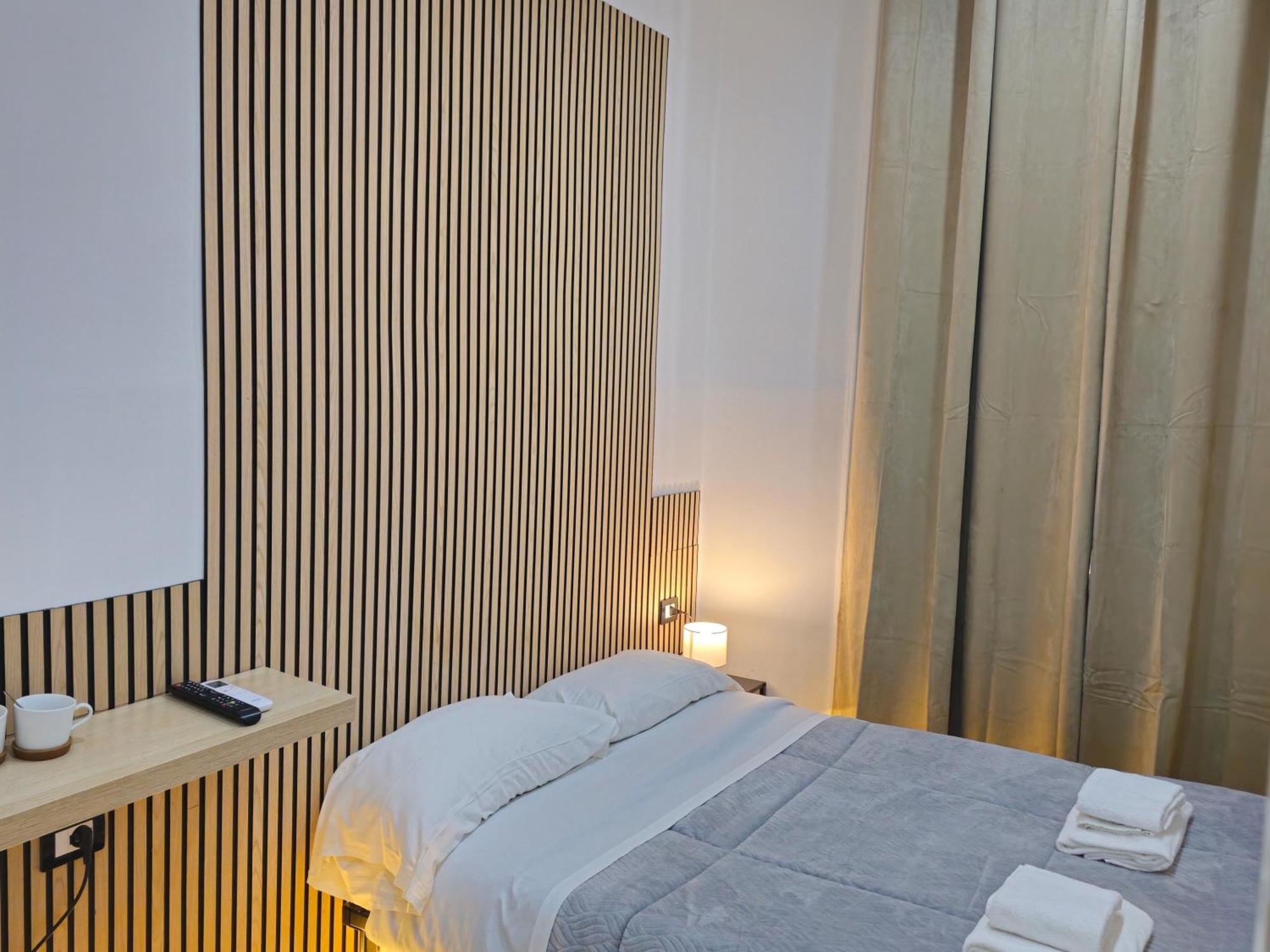 B&B Napoli Centrale Room&Jacuzzi Eksteriør billede