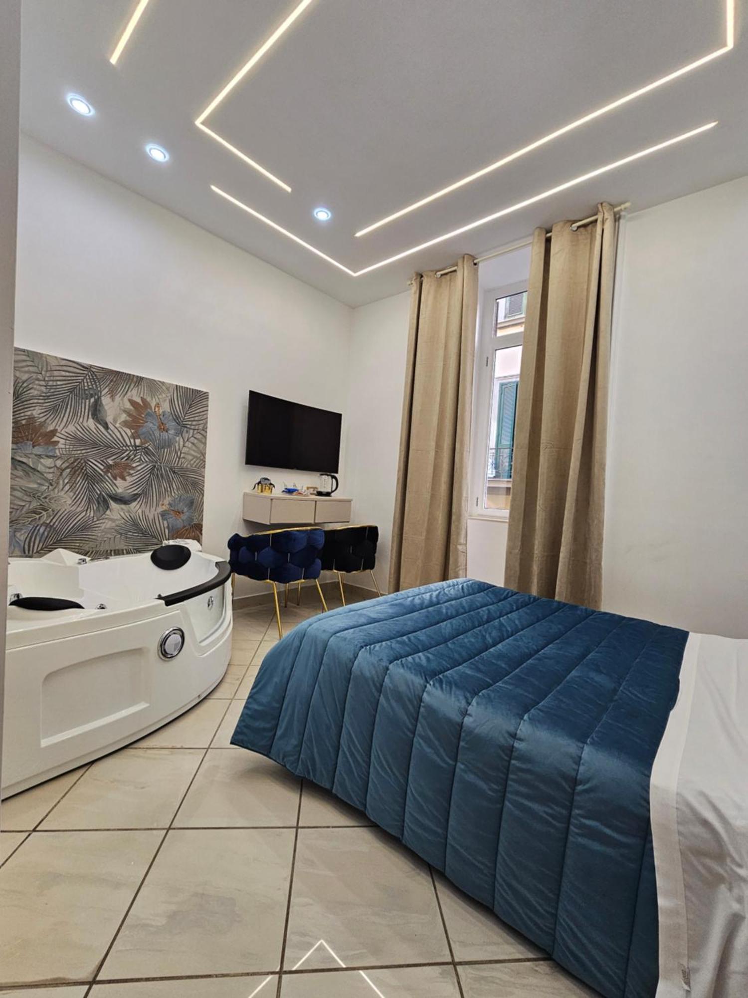 B&B Napoli Centrale Room&Jacuzzi Eksteriør billede