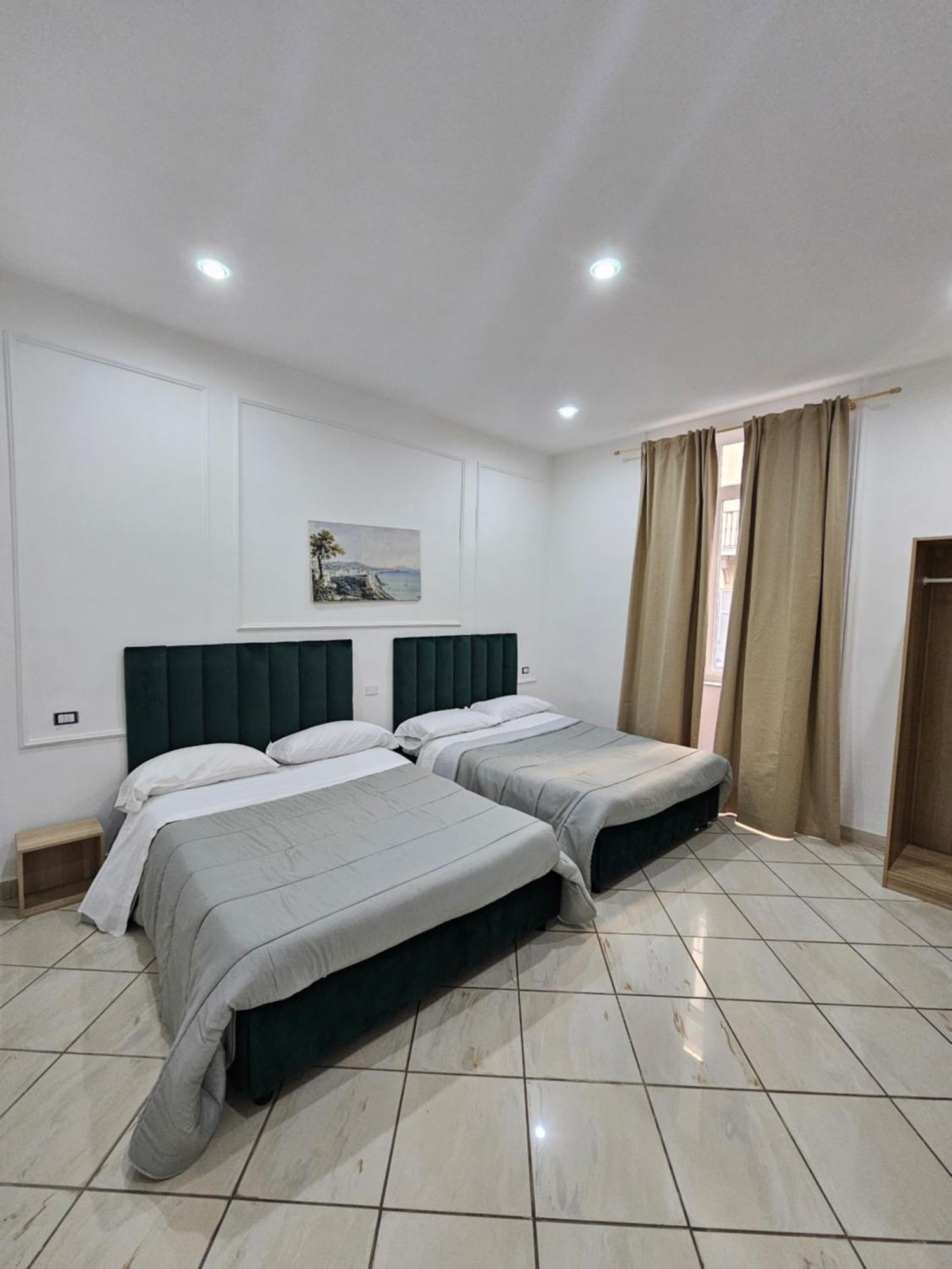 B&B Napoli Centrale Room&Jacuzzi Eksteriør billede