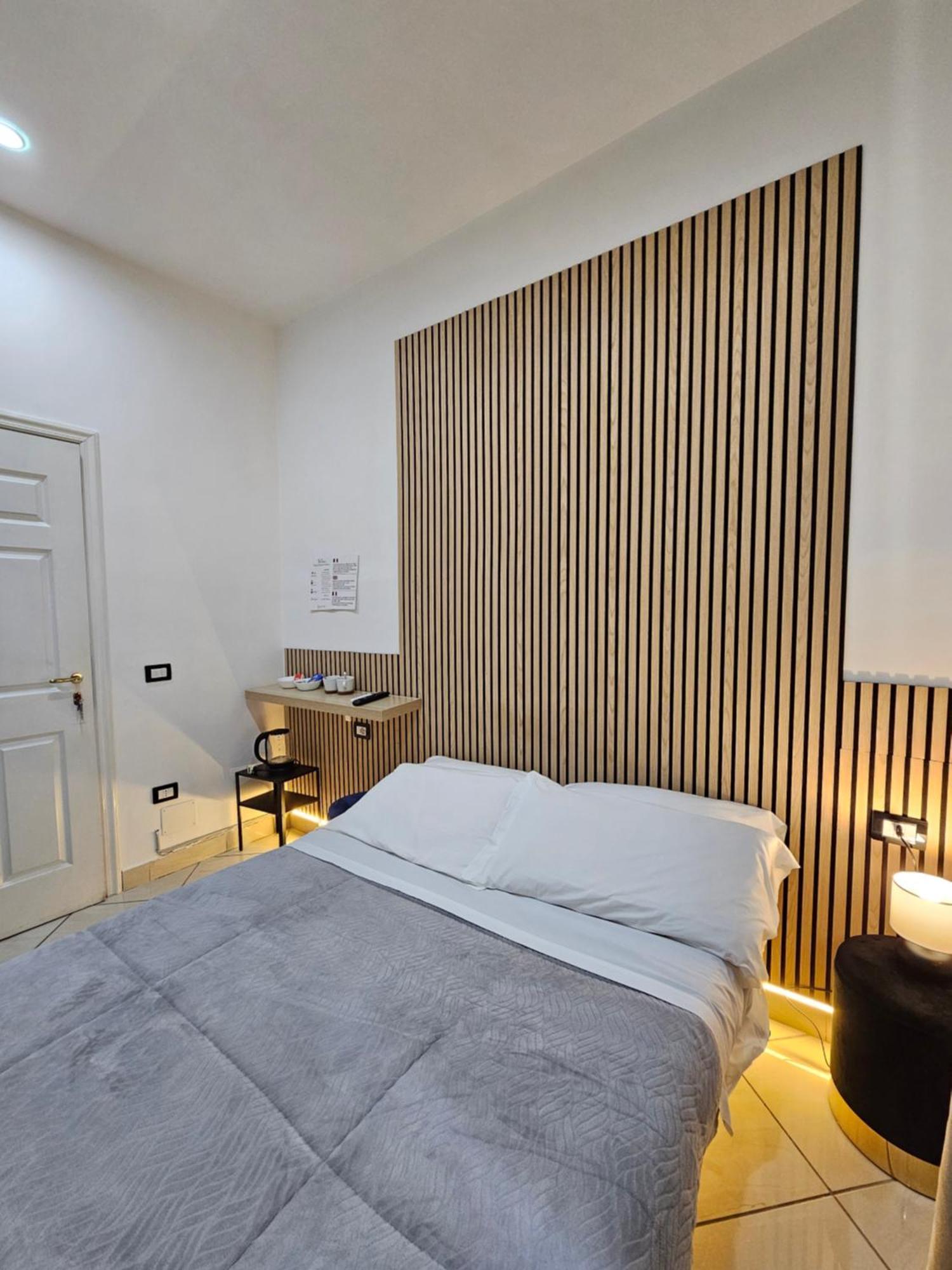 B&B Napoli Centrale Room&Jacuzzi Eksteriør billede