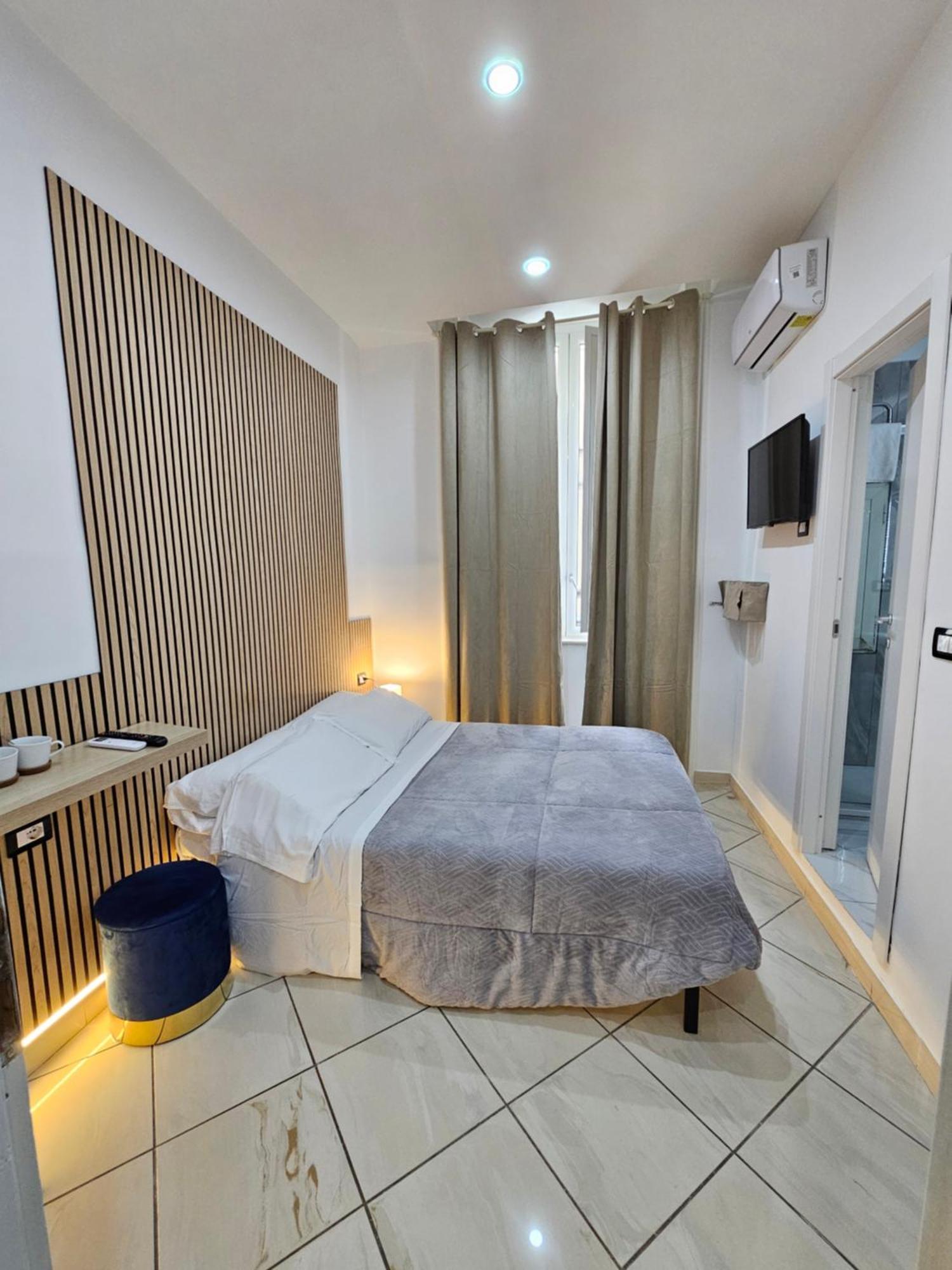 B&B Napoli Centrale Room&Jacuzzi Eksteriør billede